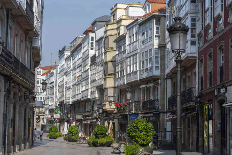 A Coruña 37 - calle Riego de Agua.jpg